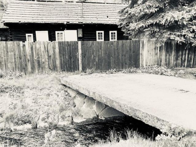 Drevenica Polomka, 5 Min Peso Restauracia, Ticha Ulica, Potok Villa Brezno Eksteriør billede