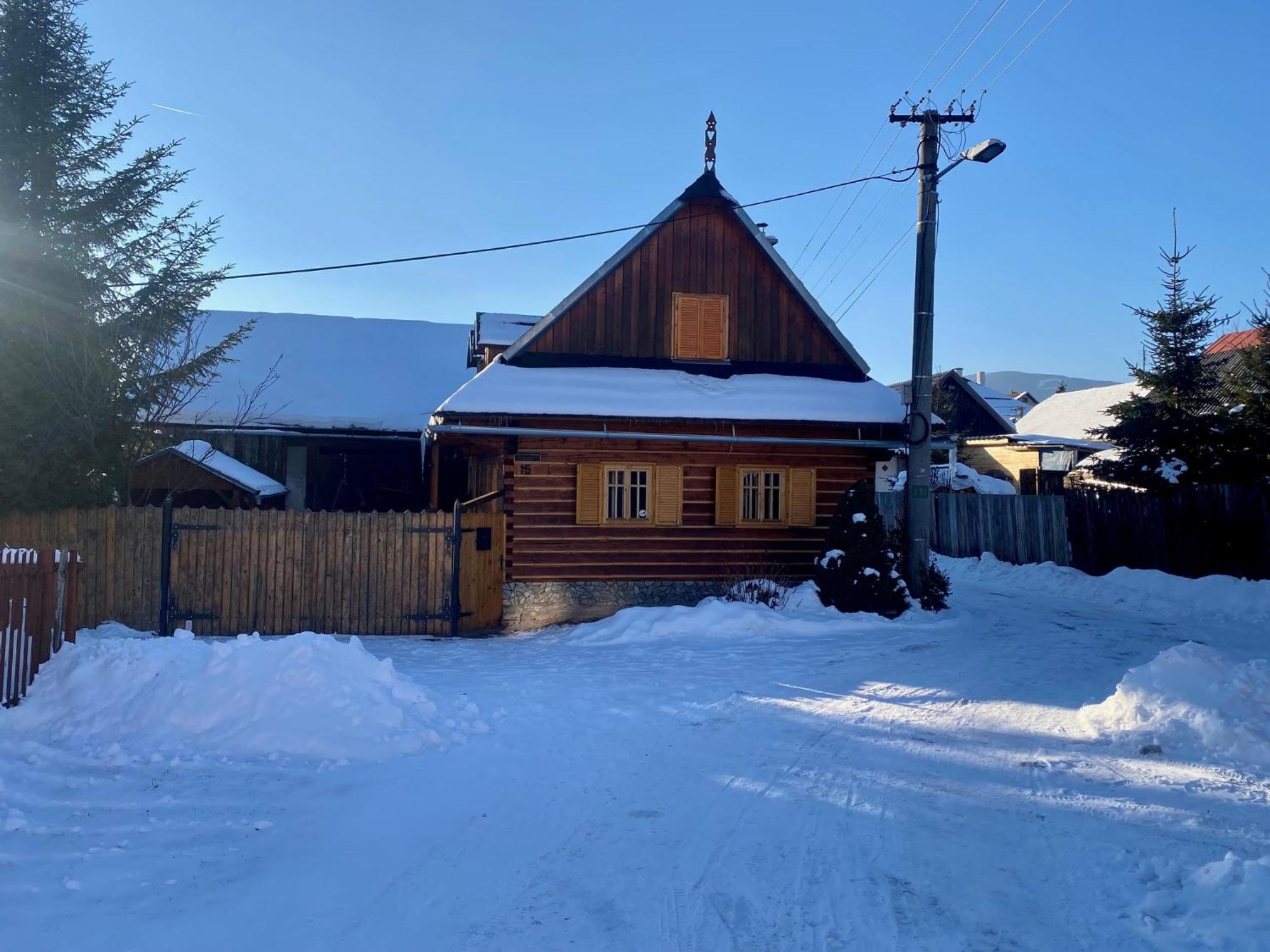 Drevenica Polomka, 5 Min Peso Restauracia, Ticha Ulica, Potok Villa Brezno Eksteriør billede